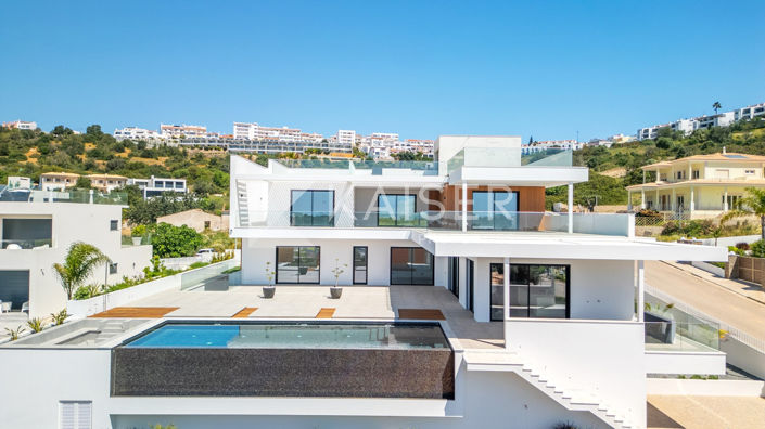 Image No.9-Villa de 4 chambres à vendre à Albufeira