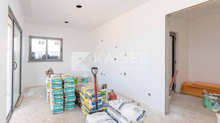 Image No.12-4 Bed Villa for sale