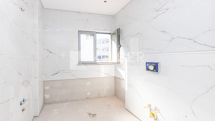 Image No.20-4 Bed Villa for sale