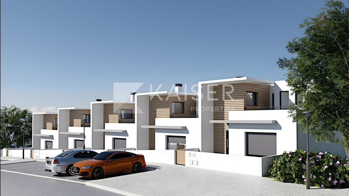 Image No.26-3 Bed Townhouse for sale