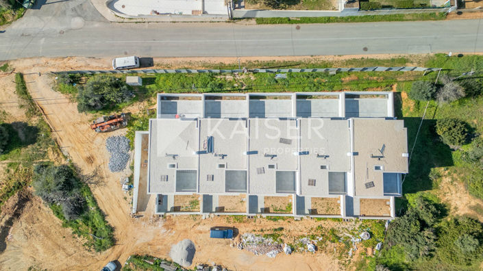 Image No.24-3 Bed Townhouse for sale