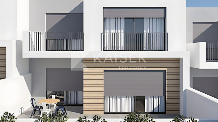 Image No.28-3 Bed Townhouse for sale