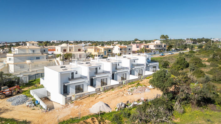 Image No.7-3 Bed Townhouse for sale