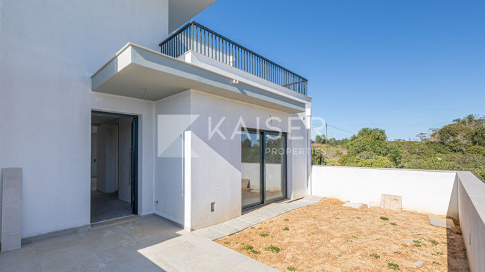 Image No.8-3 Bed Townhouse for sale