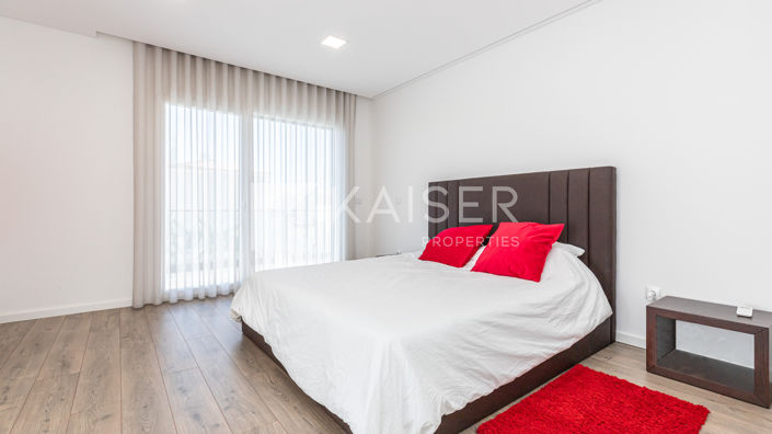 Image No.19-5 Bed Villa for sale