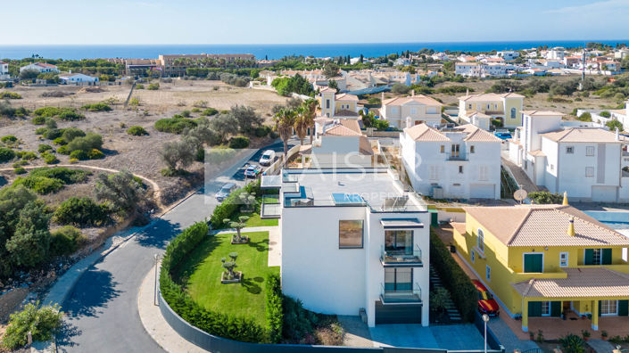 Image No.31-5 Bed Villa for sale