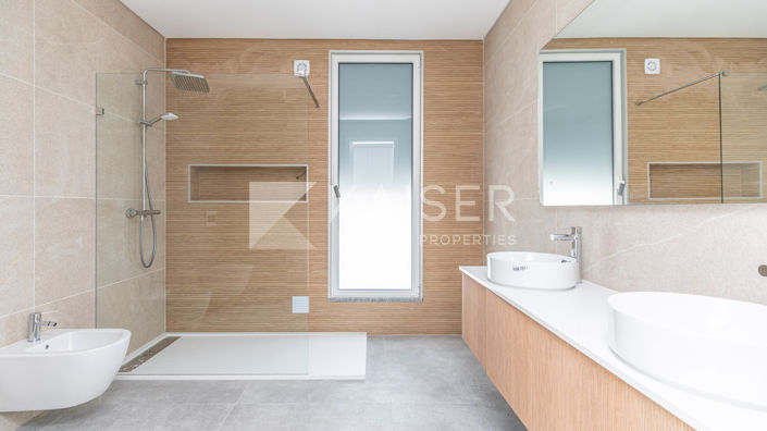 Image No.12-Villa de 4 chambres à vendre à Albufeira