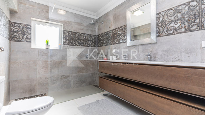 Image No.17-4 Bed Villa for sale