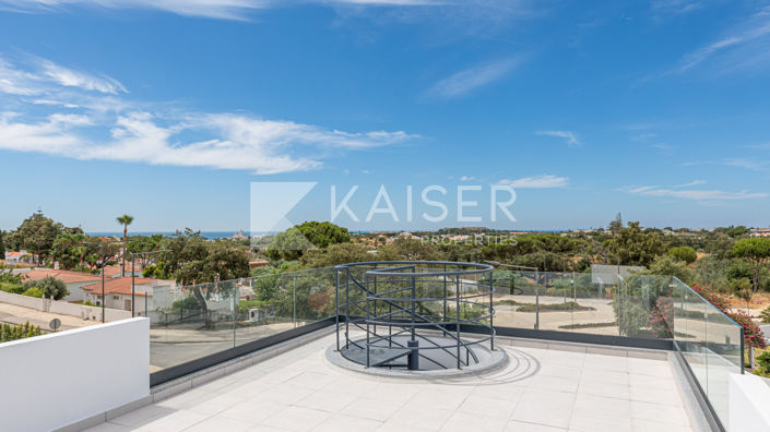 Image No.3-Villa de 4 chambres à vendre à Albufeira