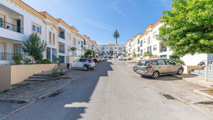 Image No.20-3 Bed Apartment for sale