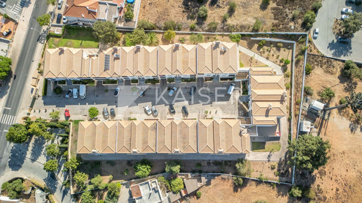 Image No.24-3 Bed Apartment for sale