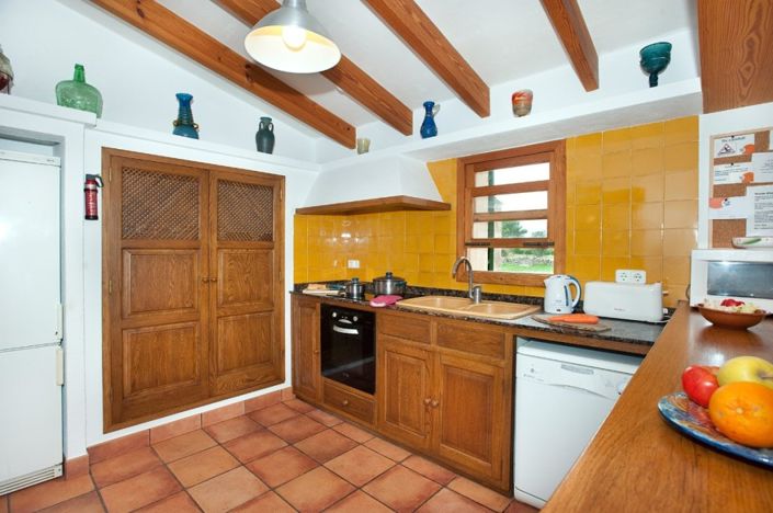 Image No.17-3 Bed Property for sale