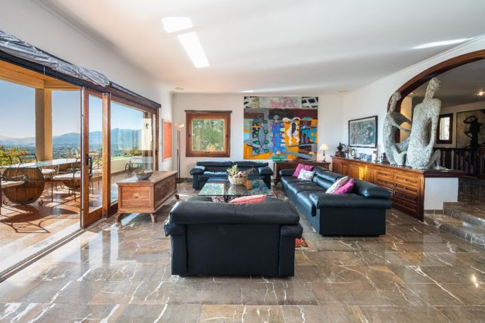 Image No.6-6 Bed Villa for sale