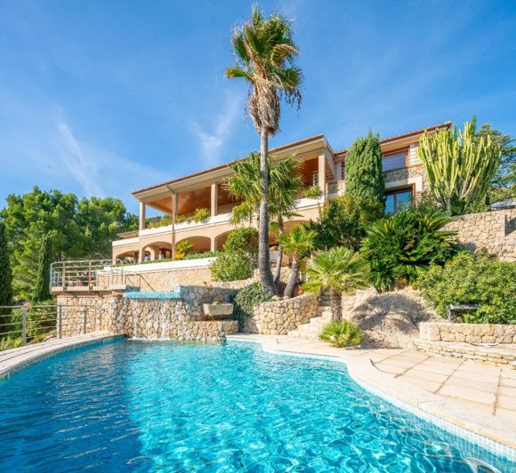 Image No.9-6 Bed Villa for sale