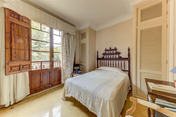 Image No.9-4 Bed Townhouse for sale