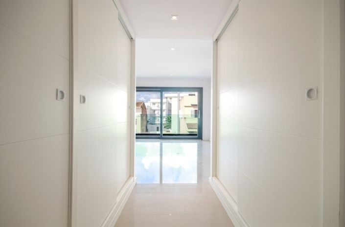 Image No.3-3 Bed Penthouse for sale