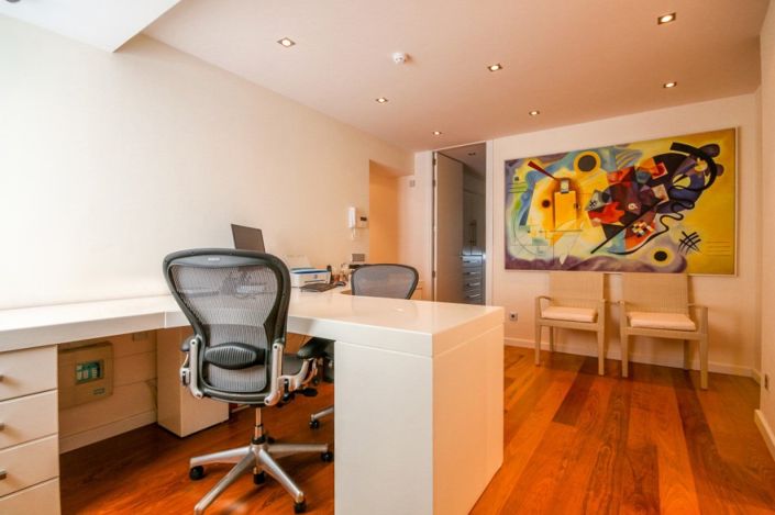 Image No.11-3 Bed Apartment for sale