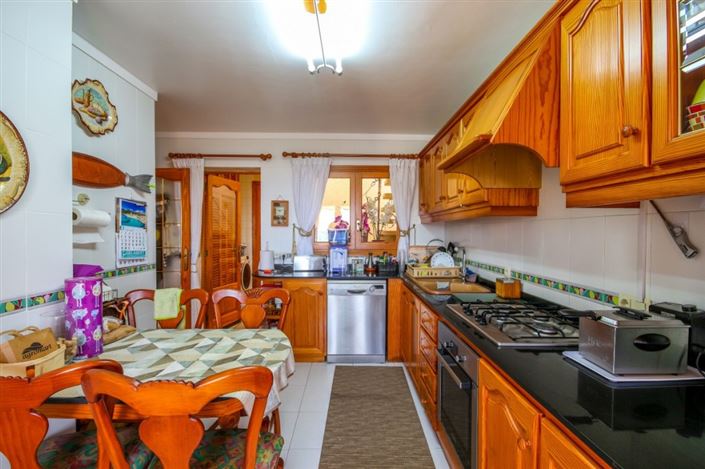 Image No.20-5 Bed Chalet for sale