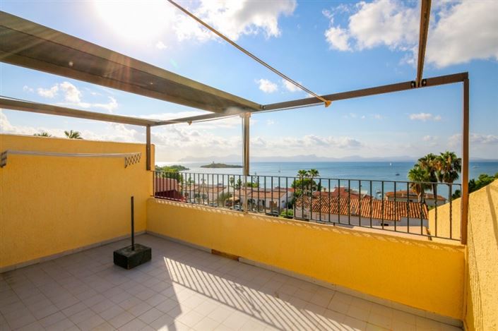 Image No.4-5 Bed Chalet for sale