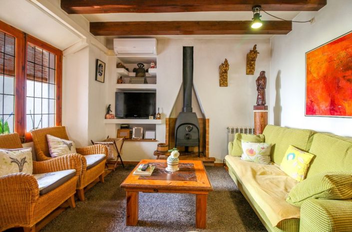 Image No.2-6 Bed Townhouse for sale