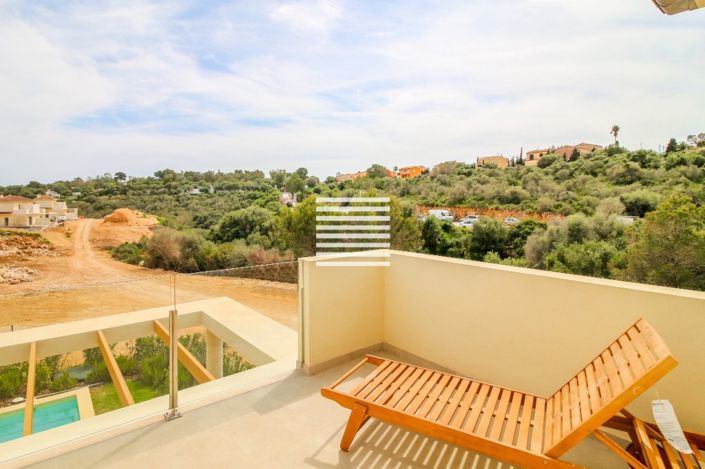 Image No.17-2 Bed Villa for sale