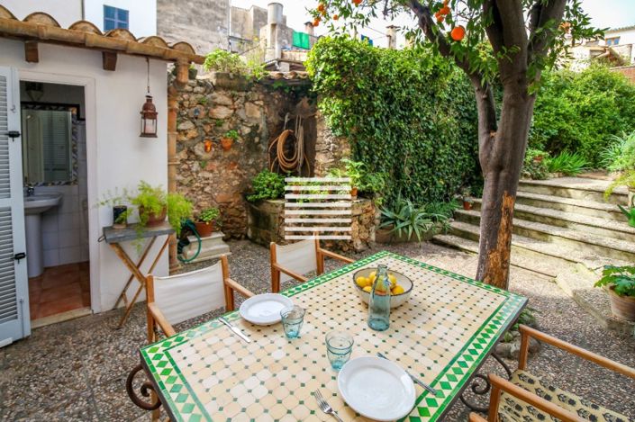 Image No.14-4 Bed Townhouse for sale