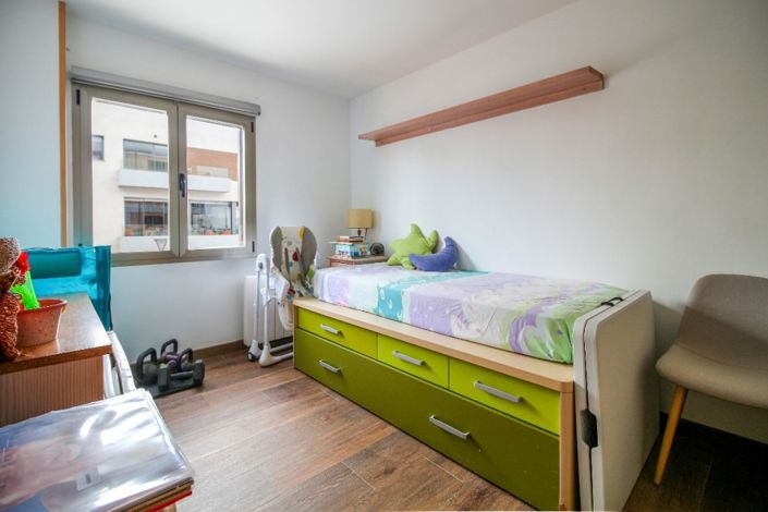 Image No.17-3 Bed Apartment for sale