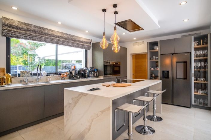 Image No.4-4 Bed Villa for sale