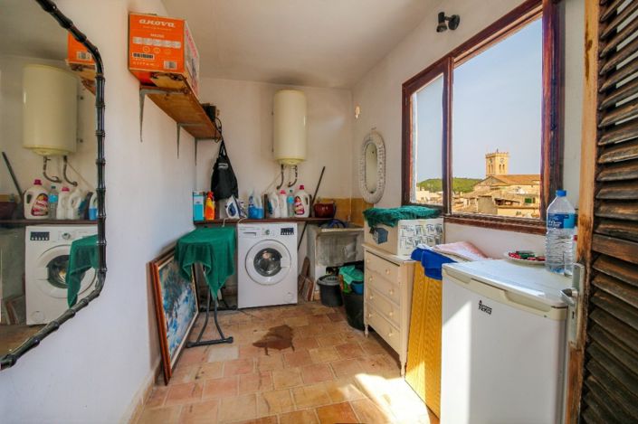 Image No.13-3 Bed Townhouse for sale