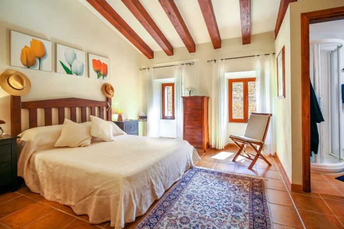 Image No.6-3 Bed Townhouse for sale