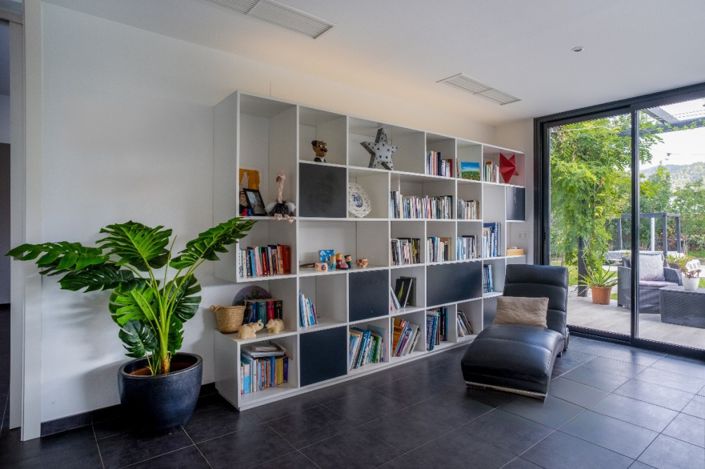 Image No.11-4 Bed Chalet for sale