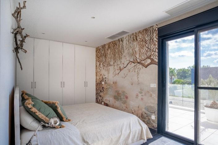 Image No.5-4 Bed Chalet for sale