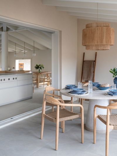 Image No.16-4 Bed Townhouse for sale