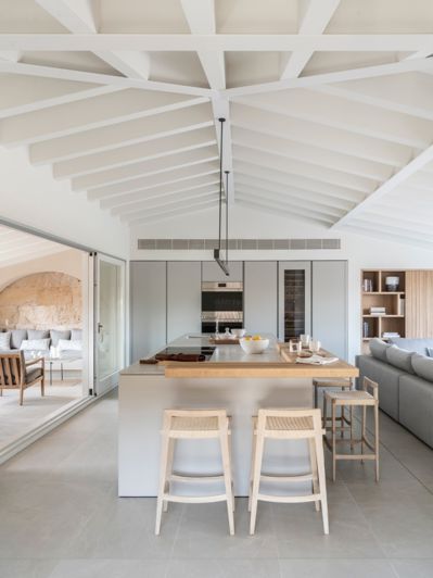 Image No.18-4 Bed Townhouse for sale