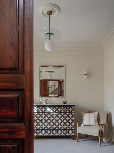 Image No.19-4 Bed Townhouse for sale