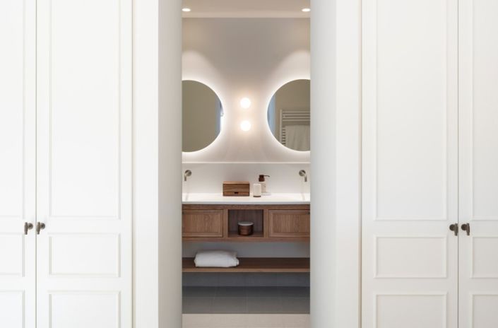 Image No.20-4 Bed Townhouse for sale