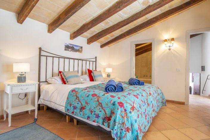 Image No.6-4 Bed Townhouse for sale