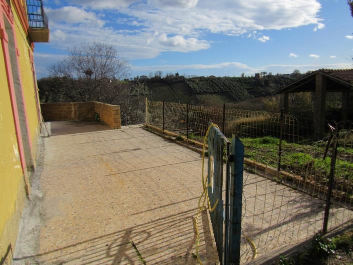 Image No.5-Maison de campagne de 4 chambres à vendre à Torino di Sangro