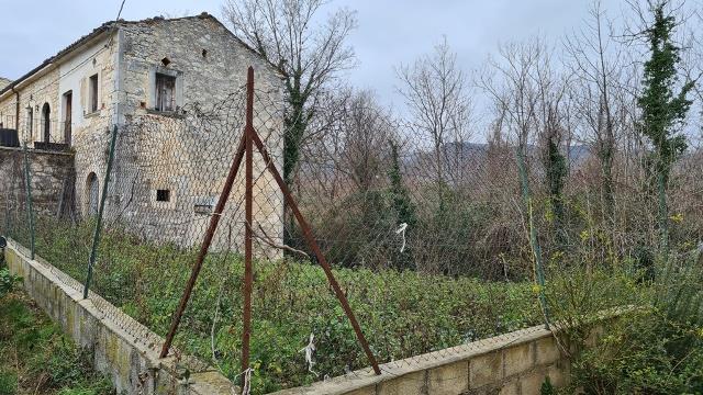 Image No.3-Maison de campagne de 1 chambre à vendre à Rapino