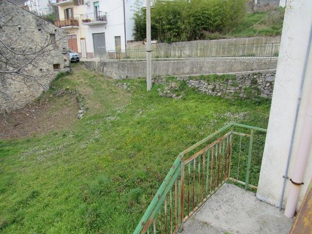 Image No.5-Maison de campagne de 3 chambres à vendre à Tornareccio