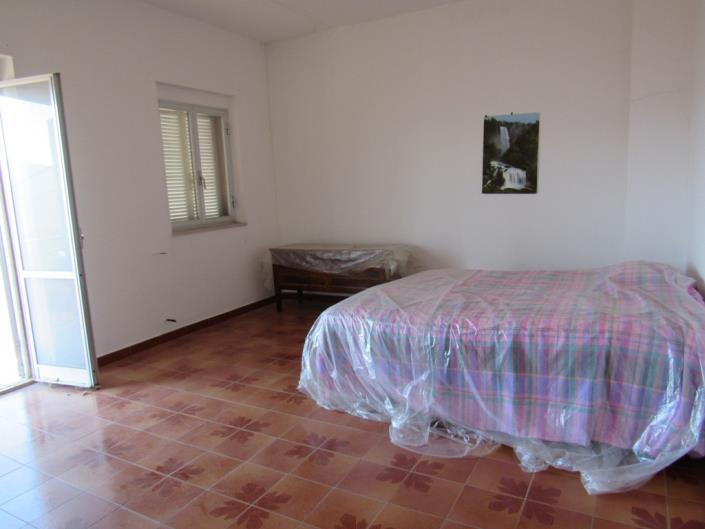 Image No.5-Maison de ville de 2 chambres à vendre à Bomba