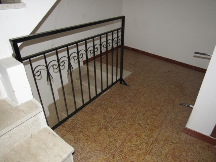 Image No.7-Maison de ville de 2 chambres à vendre à Bomba