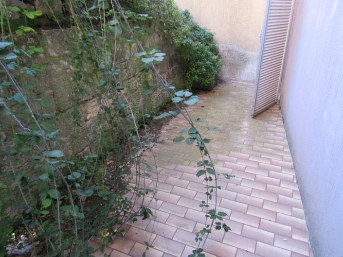 Image No.6-Maison de ville de 2 chambres à vendre à Bomba