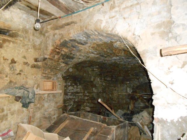 Image No.9-Maison de campagne de 3 chambres à vendre à Bomba