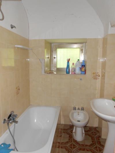 Image No.11-Maison de campagne de 3 chambres à vendre à Bomba