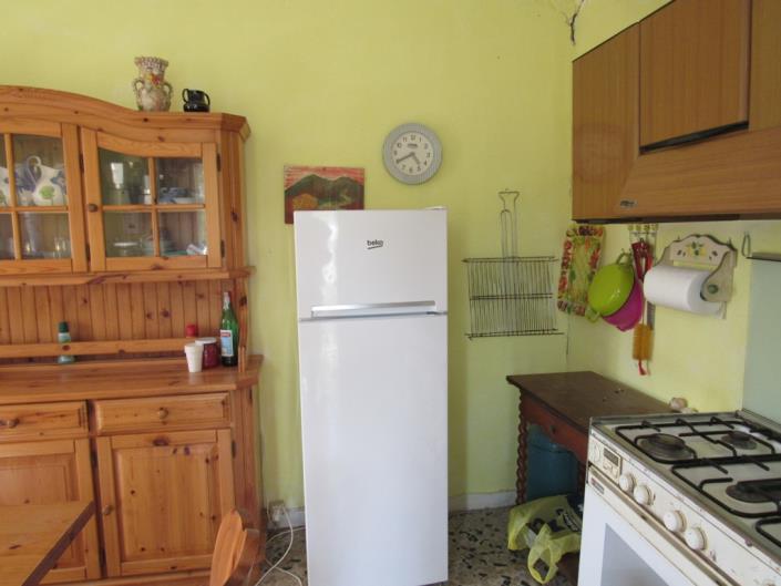 Image No.9-2 Bed Townhouse for sale