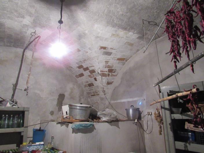 Image No.12-6 Bed Townhouse for sale