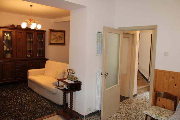 Image No.9-4 Bed Townhouse for sale