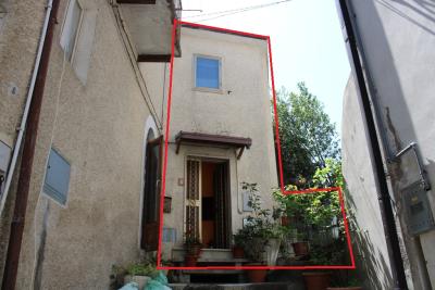 1 - Fara San Martino, Townhouse