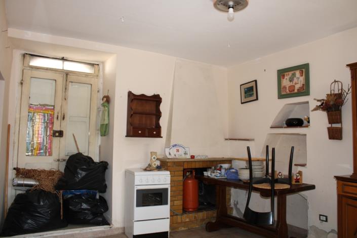 Image No.16-2 Bed Townhouse for sale